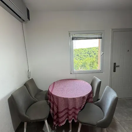 Vikendica Beelux Feriehus Banja Luka